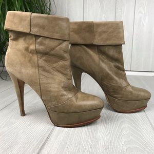 Dolce Vita Calla beige suede leather platform booties